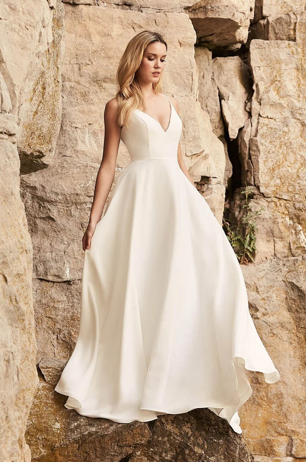 Bridal lines top